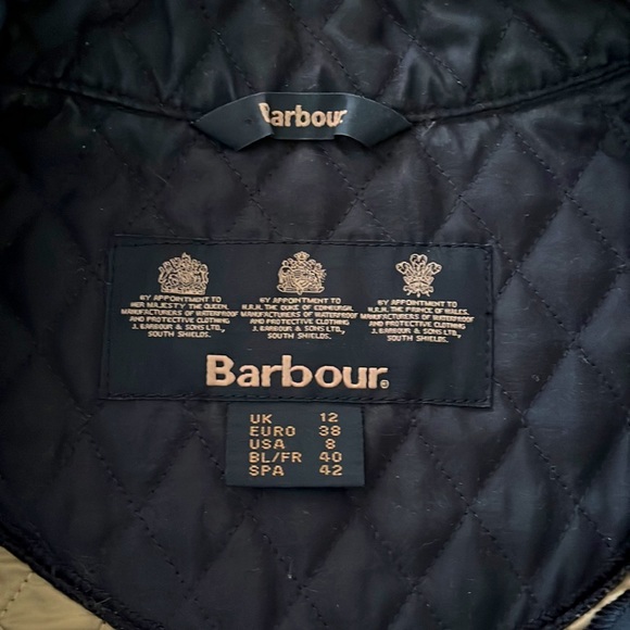 Barbour women’s vest - Picture 2 of 3